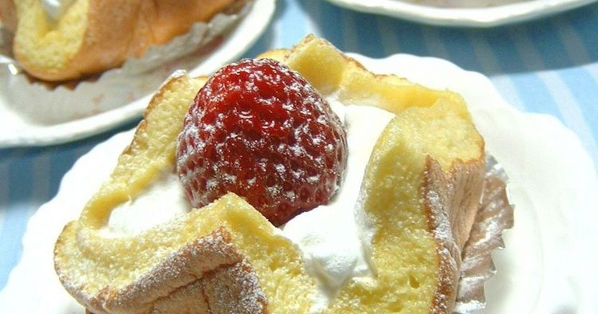ふんわり*かわいい苺ざくろケーキ♪ by けゆあ 【クックパッド】 簡単おいしいみんなのレシピが293万品